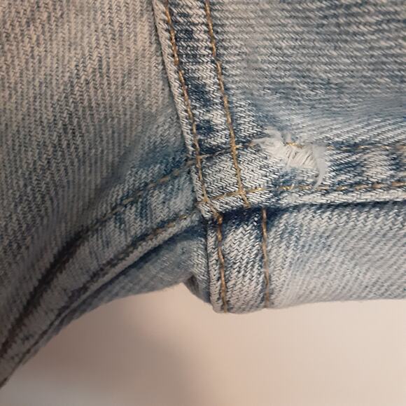 BKE Buckle Denim Jeans Harbor Capri Regular Size 30 Distressed Blue - Picture 11 of 14